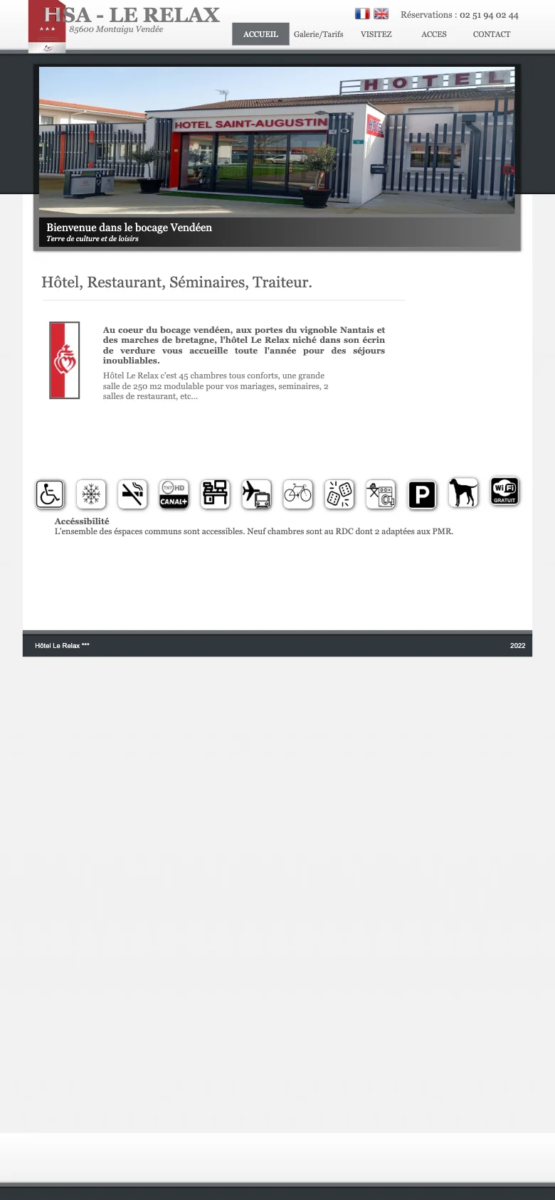 Capture mobile du site actuel : mise en page de bureau réduite, texte minuscule