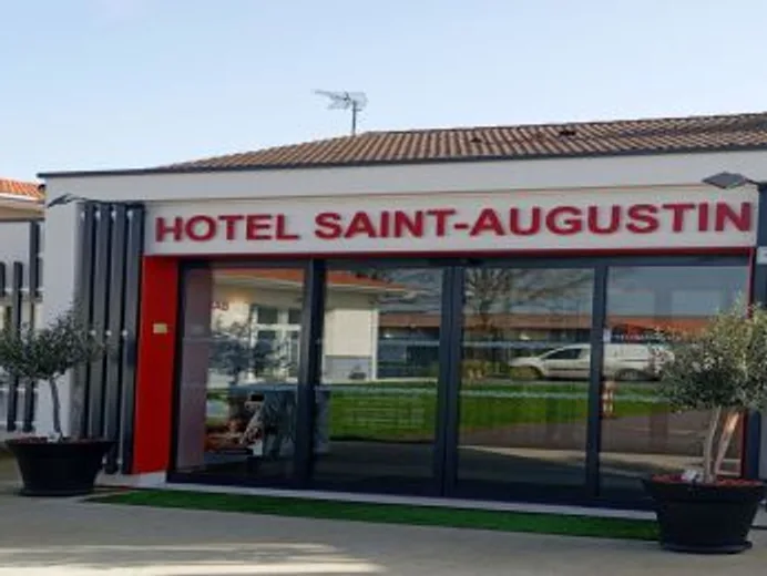 Entrée de l'Hôtel Saint-Augustin – Le Relax